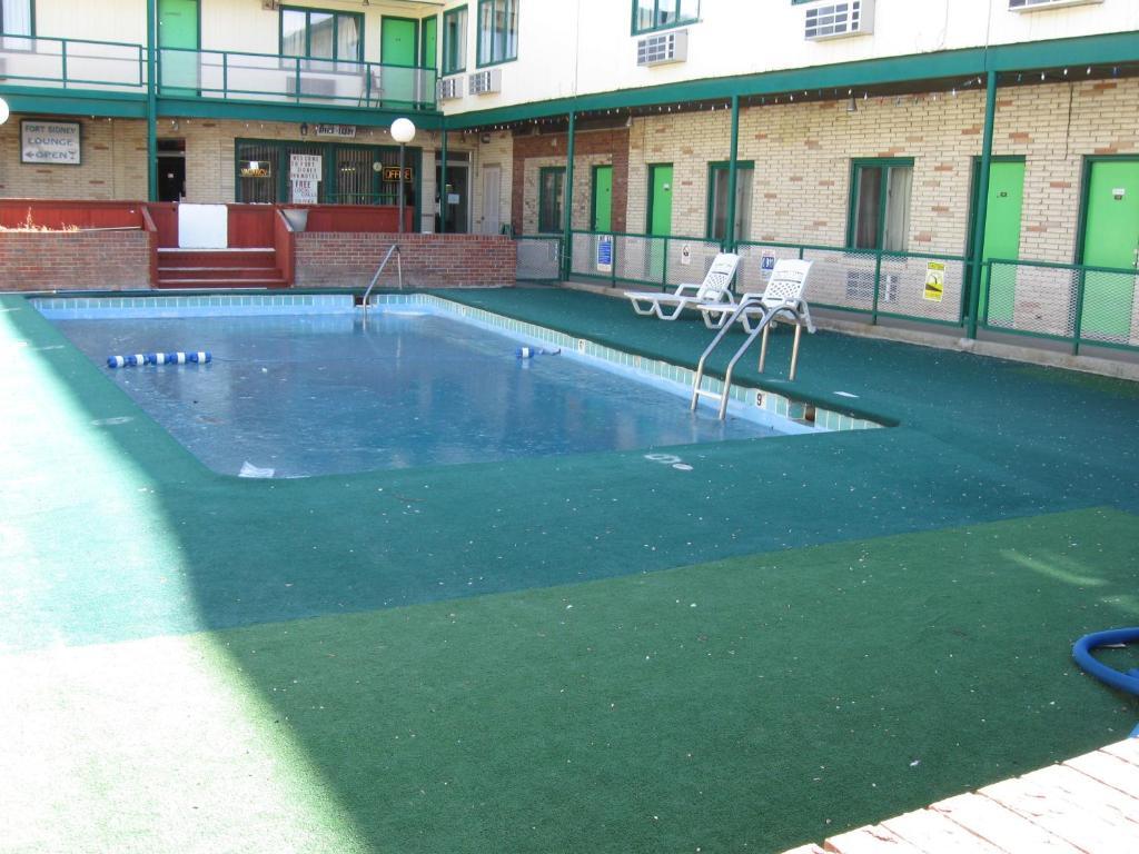 Fort Sidney Inn Екстериор снимка